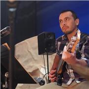 Clases personalizadas de Música y Bajo Eléctrico. Teoría, Armonía, Técnica, estilos, etc. Todos los niveles, todas las edades. Online o presencial en